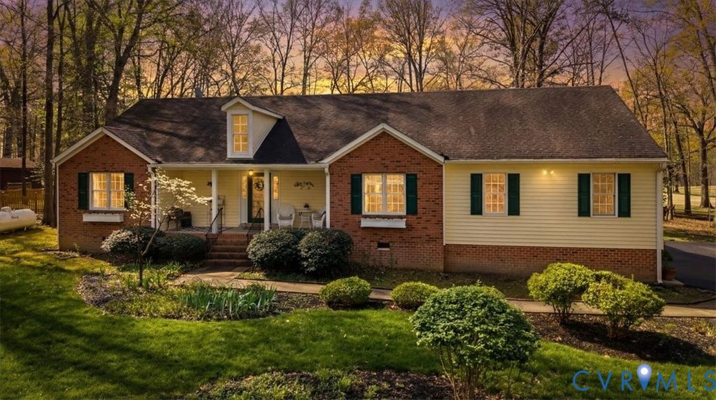 3911 S Fairway Dr, Powhatan, VA 23139