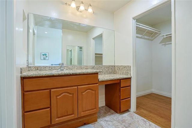 4828 W 5th E, Santa Ana, CA 92703