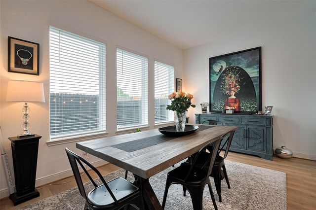 1615 Regents Gate Road, Houston, TX 77055