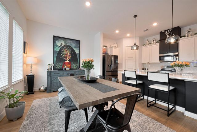 1615 Regents Gate Road, Houston, TX 77055