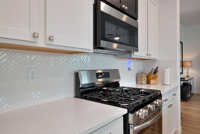 1615 Regents Gate Road, Houston, TX 77055