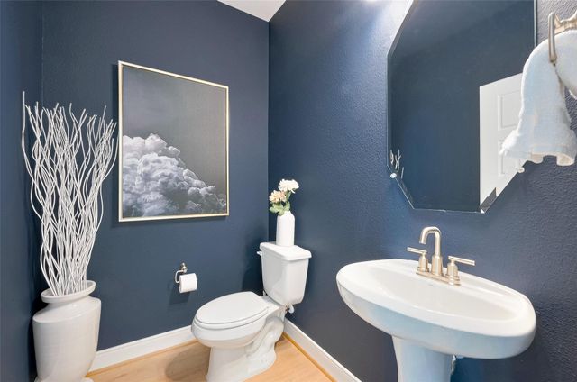 1615 Regents Gate Road, Houston, TX 77055