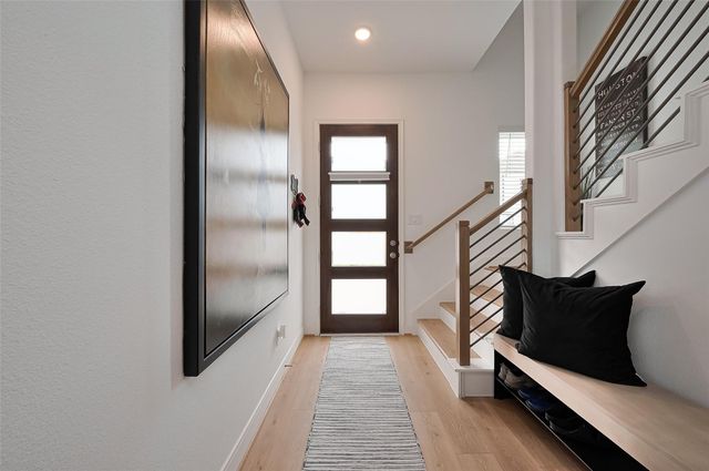 1615 Regents Gate Road, Houston, TX 77055