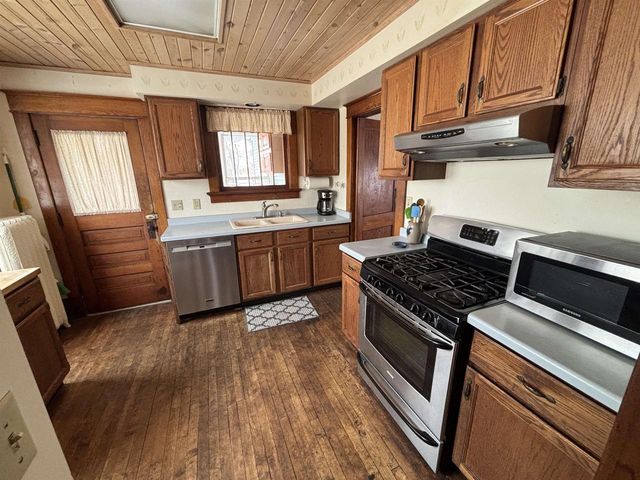 115 E Elm Street, Deforest, WI 53532