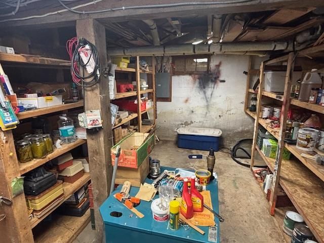 115 E Elm Street, Deforest, WI 53532