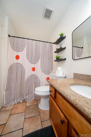 432 Edgehill Ln 116, Oceanside, CA 92054