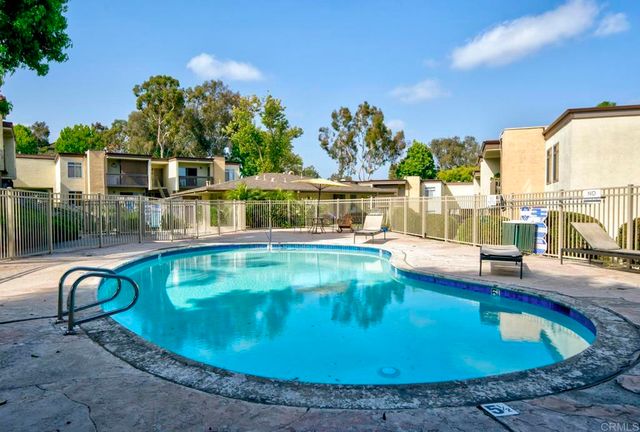 432 Edgehill Ln 116, Oceanside, CA 92054