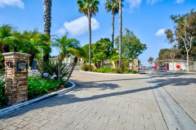 432 Edgehill Ln 116, Oceanside, CA 92054