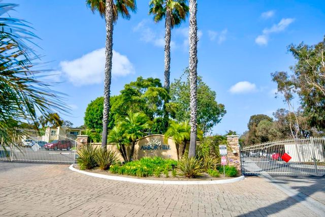 432 Edgehill Ln 116, Oceanside, CA 92054