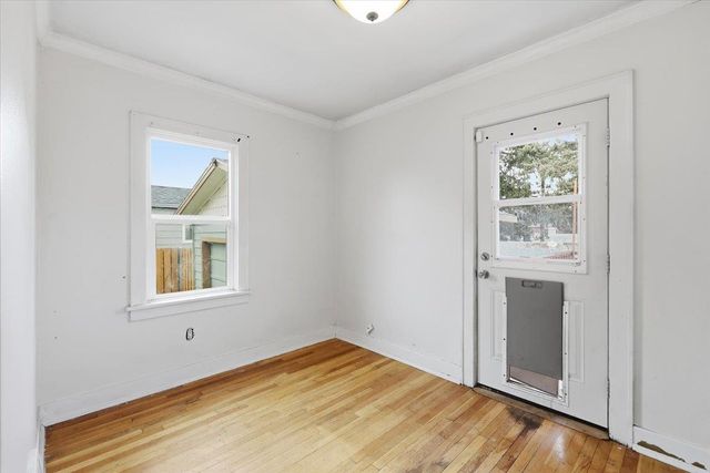 3923 N Hawthorne St, Spokane, WA 99205