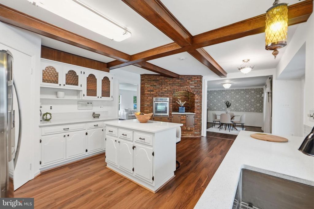 Image 14 of property listing at 11807 FAIRGREEN LN, Upper Marlboro, MD 20772