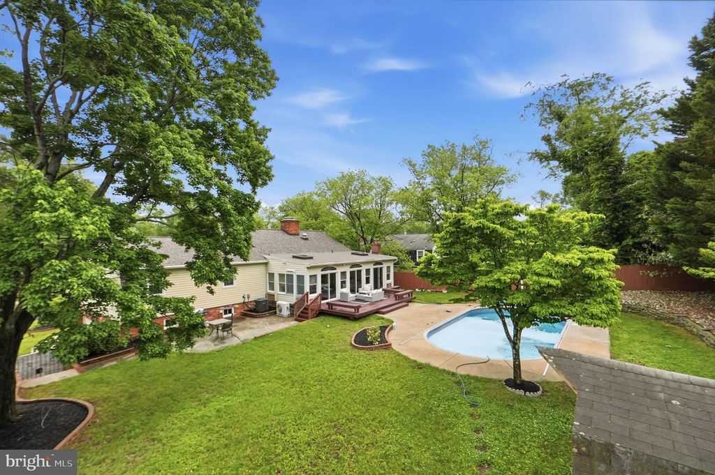 Image 24 of property listing at 11807 FAIRGREEN LN, Upper Marlboro, MD 20772