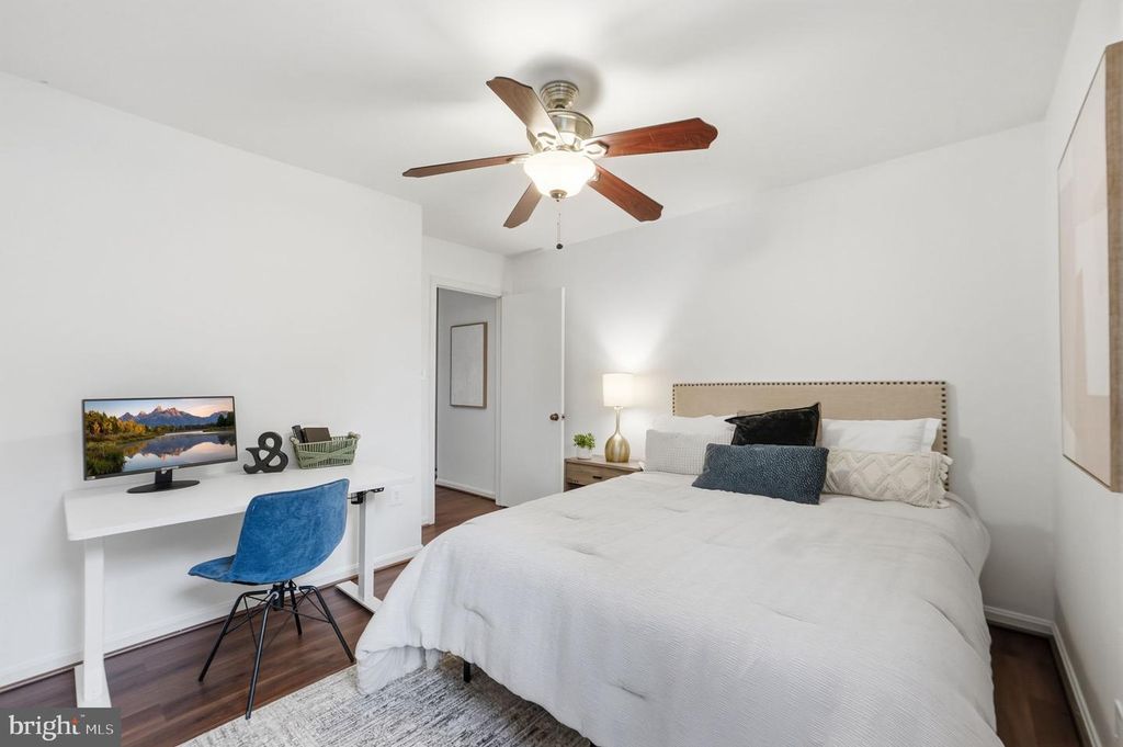 Image 38 of property listing at 11807 FAIRGREEN LN, Upper Marlboro, MD 20772