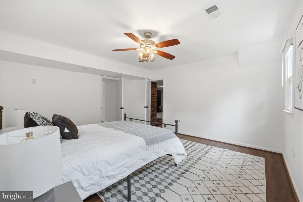 Image 47 of property listing at 11807 FAIRGREEN LN, Upper Marlboro, MD 20772
