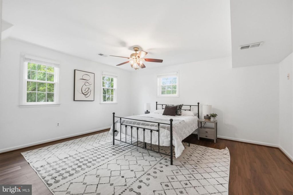 Image 48 of property listing at 11807 FAIRGREEN LN, Upper Marlboro, MD 20772