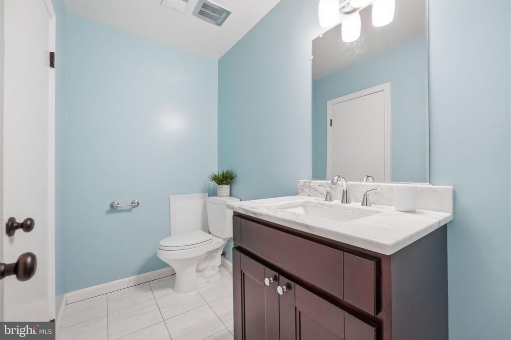 Image 51 of property listing at 11807 FAIRGREEN LN, Upper Marlboro, MD 20772