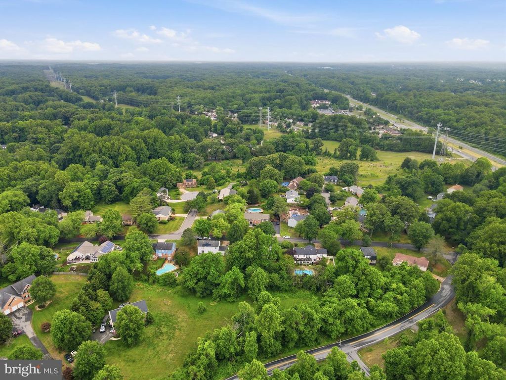 Image 60 of property listing at 11807 FAIRGREEN LN, Upper Marlboro, MD 20772