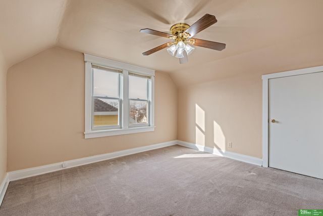 1327 Z Street, Omaha, NE 68107