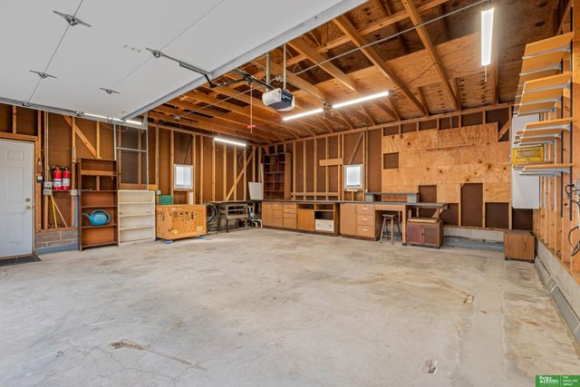 1327 Z Street, Omaha, NE 68107