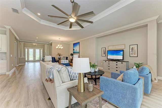 15209 MONTELLO WAY, Bradenton, FL 34211