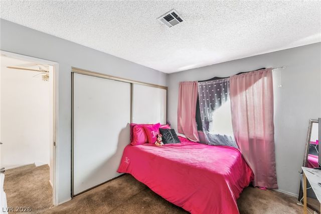 6128 Meadow Vista Lane, Las Vegas, NV 89103