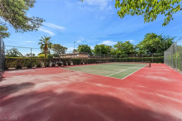 6128 Meadow Vista Lane, Las Vegas, NV 89103