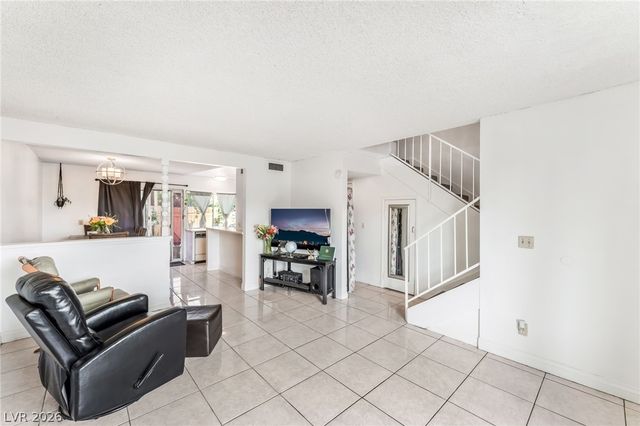 6128 Meadow Vista Lane, Las Vegas, NV 89103