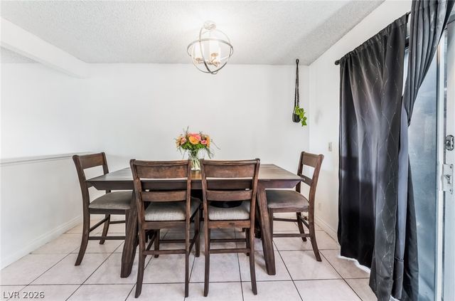 6128 Meadow Vista Lane, Las Vegas, NV 89103