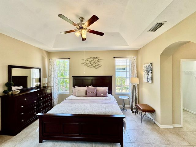 7330 KENSINGTON COURT, Bradenton, FL 34201