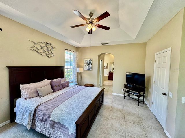 7330 KENSINGTON COURT, Bradenton, FL 34201