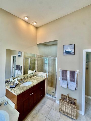 7330 KENSINGTON COURT, Bradenton, FL 34201
