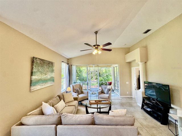 7330 KENSINGTON COURT, Bradenton, FL 34201