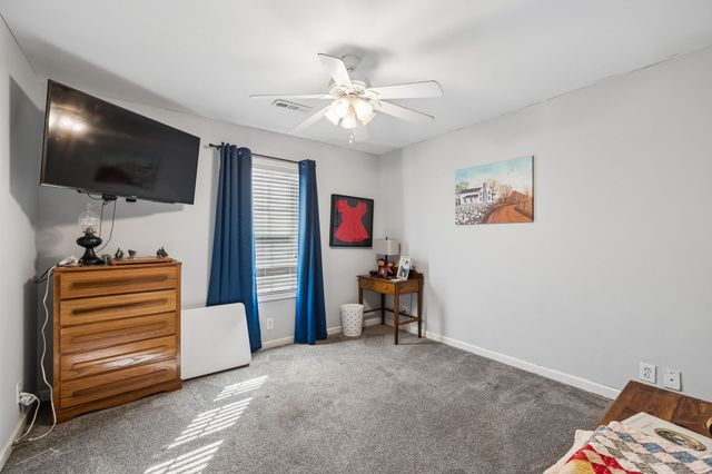 5218 Ticonderoga Ave, Murfreesboro, TN 37129