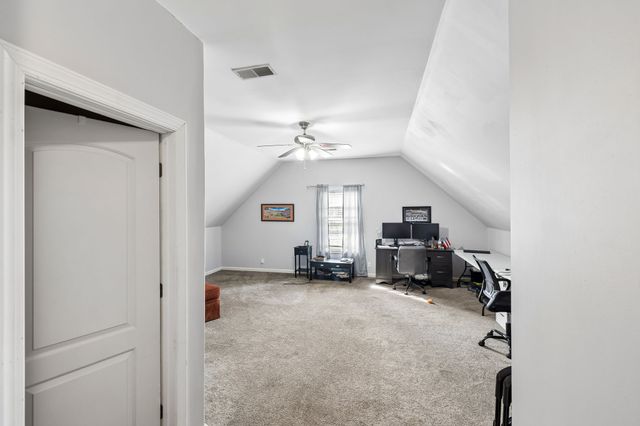 5218 Ticonderoga Ave, Murfreesboro, TN 37129