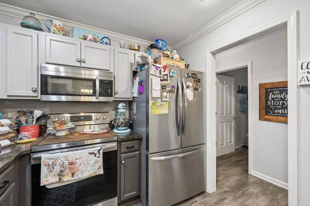 5218 Ticonderoga Ave, Murfreesboro, TN 37129