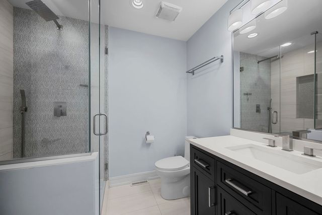 8709 W Madison Drive, Niles, IL 60714