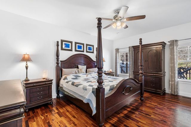 328 Pauls Meadow Drive, Hayesville, NC 28904