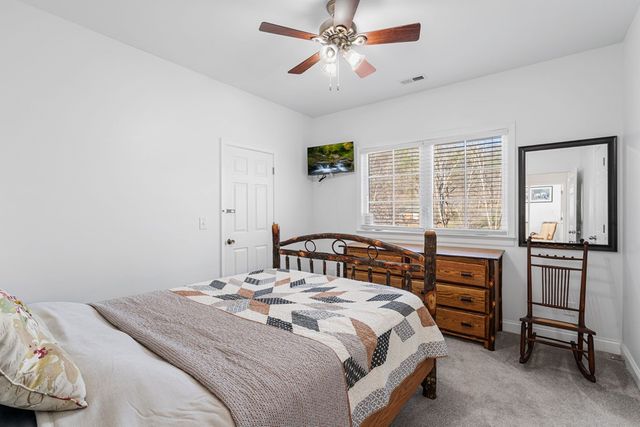328 Pauls Meadow Drive, Hayesville, NC 28904