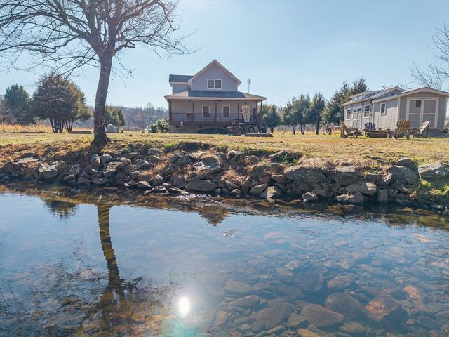 328 Pauls Meadow Drive, Hayesville, NC 28904