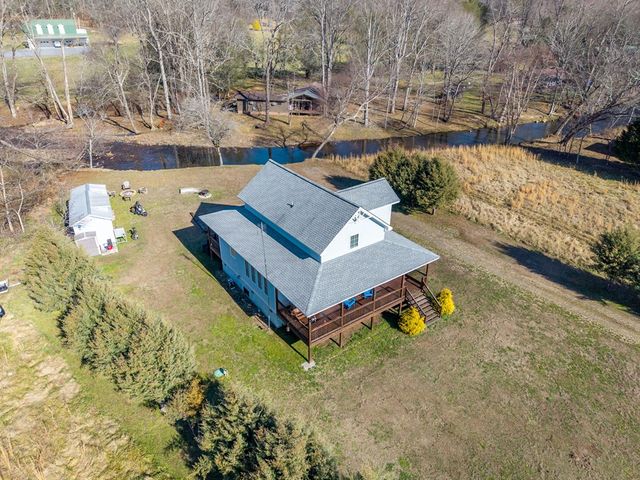 328 Pauls Meadow Drive, Hayesville, NC 28904