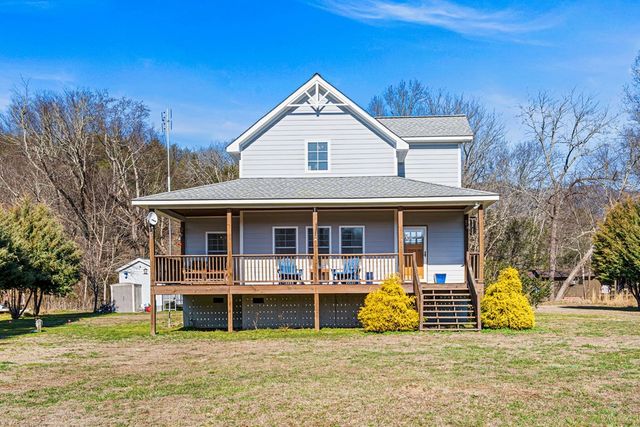 328 Pauls Meadow Drive, Hayesville, NC 28904