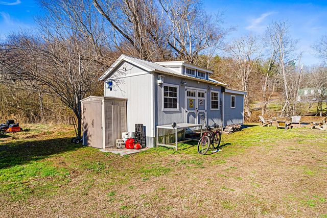 328 Pauls Meadow Drive, Hayesville, NC 28904