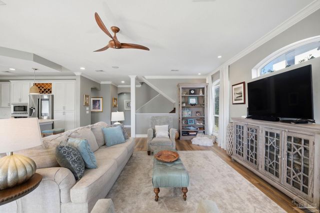 504 Eventide Dr, Gulf Breeze, FL 32561