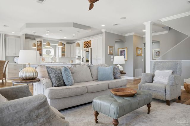 504 Eventide Dr, Gulf Breeze, FL 32561