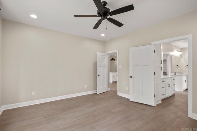 3021 Navajo Way, Benton, AR 72019