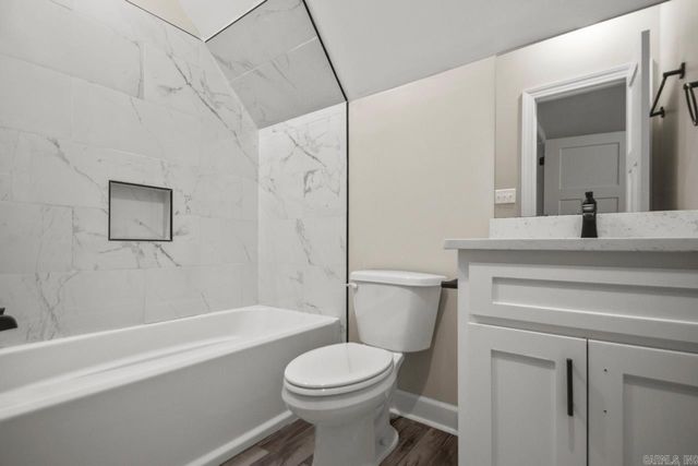 3021 Navajo Way, Benton, AR 72019