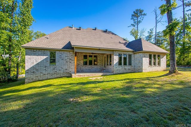 3021 Navajo Way, Benton, AR 72019