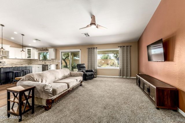 19836 N HARRIS Drive, Maricopa, AZ 85138