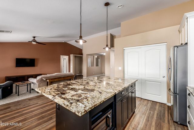 19836 N HARRIS Drive, Maricopa, AZ 85138