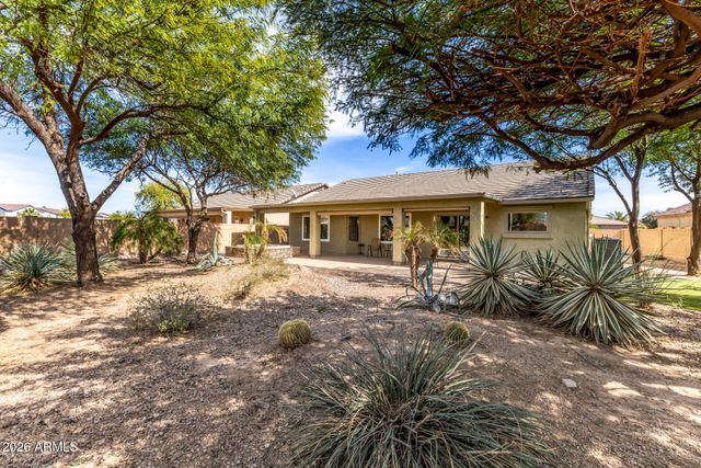 19836 N HARRIS Drive, Maricopa, AZ 85138